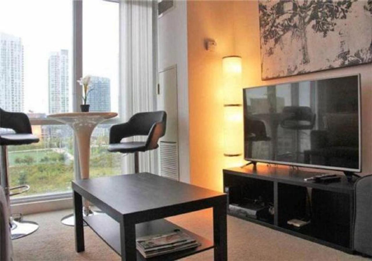 Micasa Suites - Stylish Condo By Cn Tower Toronto Bagian luar foto